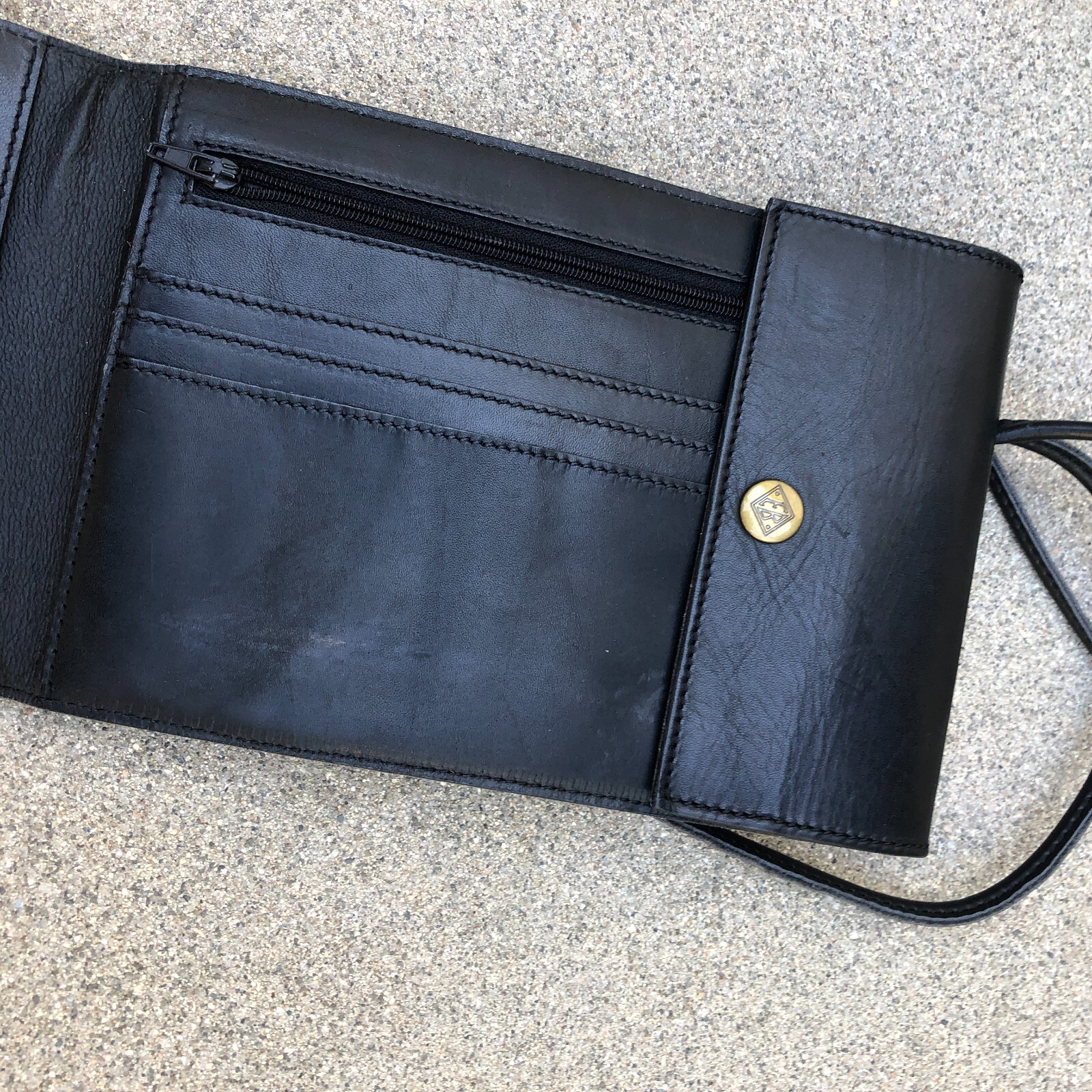 Vintage EDDIE BAUER Leather Travel Wallet Purse Cross… Gem