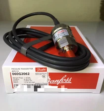 Danfoss AKS33 060G2062 pressure sensor