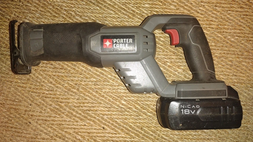 Porter Cable PC1800RS 18V Cordless Reciprocating Saw - Image 2 of 2