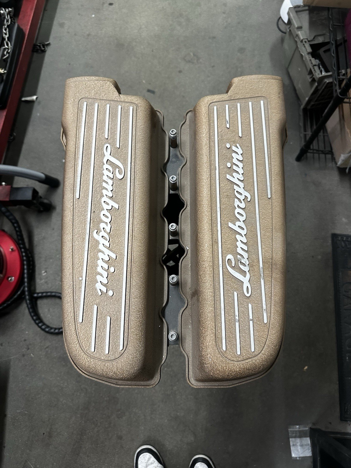 Lamborghini Huracan Intake Manifold Gold ( 07L133185AH )