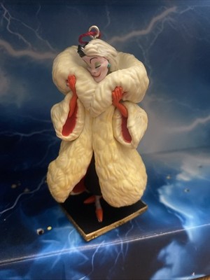 Disney Cruella De Vil From 101 Dalmatians Christmas Ornament