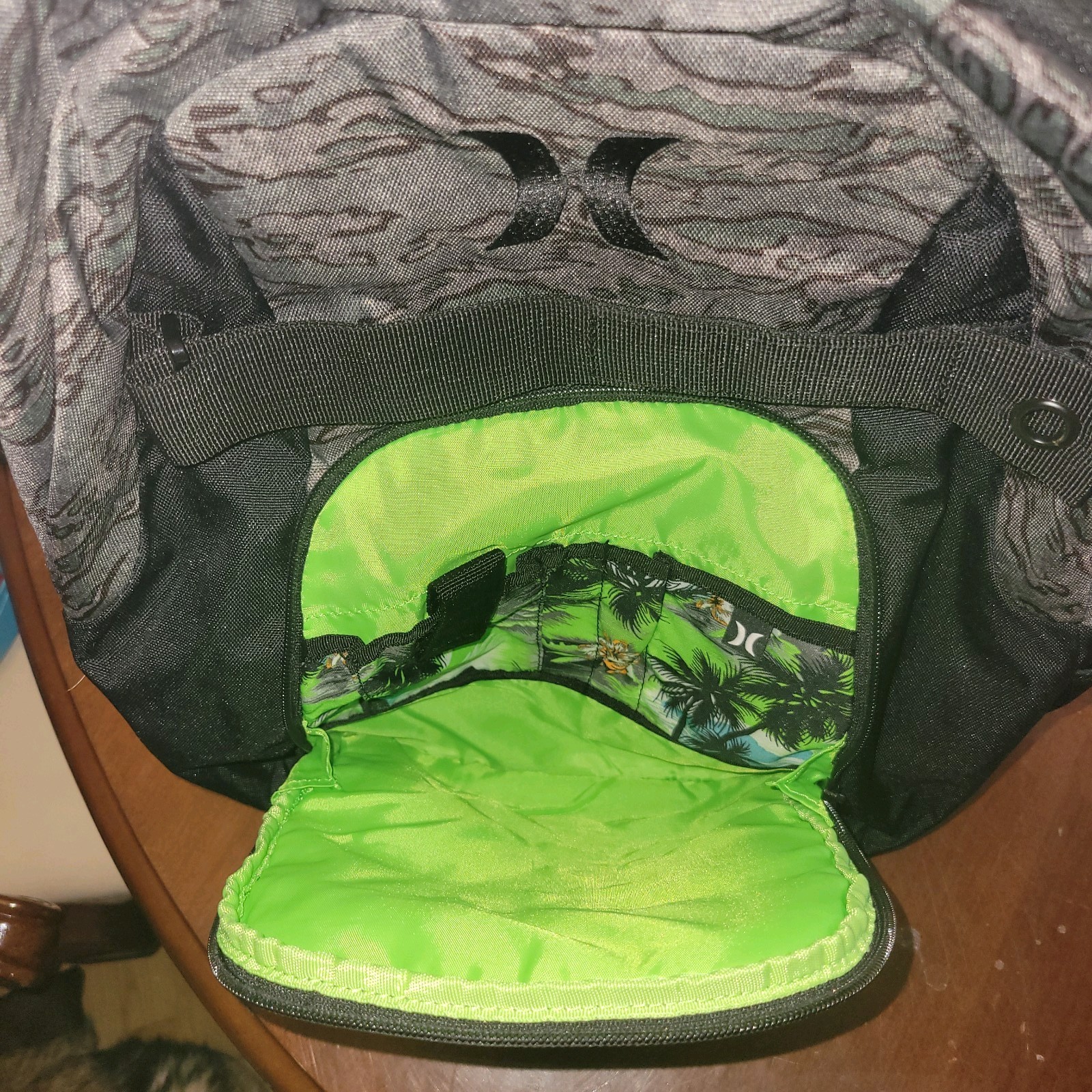 Hurley Multipocket Backpack Black/Gray Adjustable… - image 4