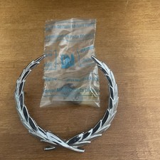 1967 - 1970 Cadillac Trunk Lid Wreath Emblem 1486065 New In Original Box
