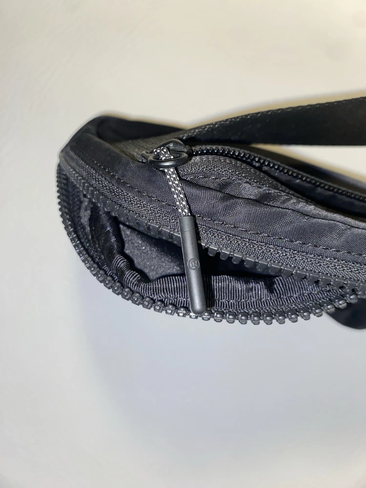 Lulmon Black Belt Bag Crossbody Waist Pack with Zipper