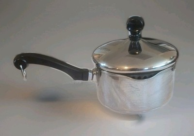 FARBERWARE 1qt 18/10 Stainless Steel Sauce Pan Double Pour Spouts w/ Strain Lid