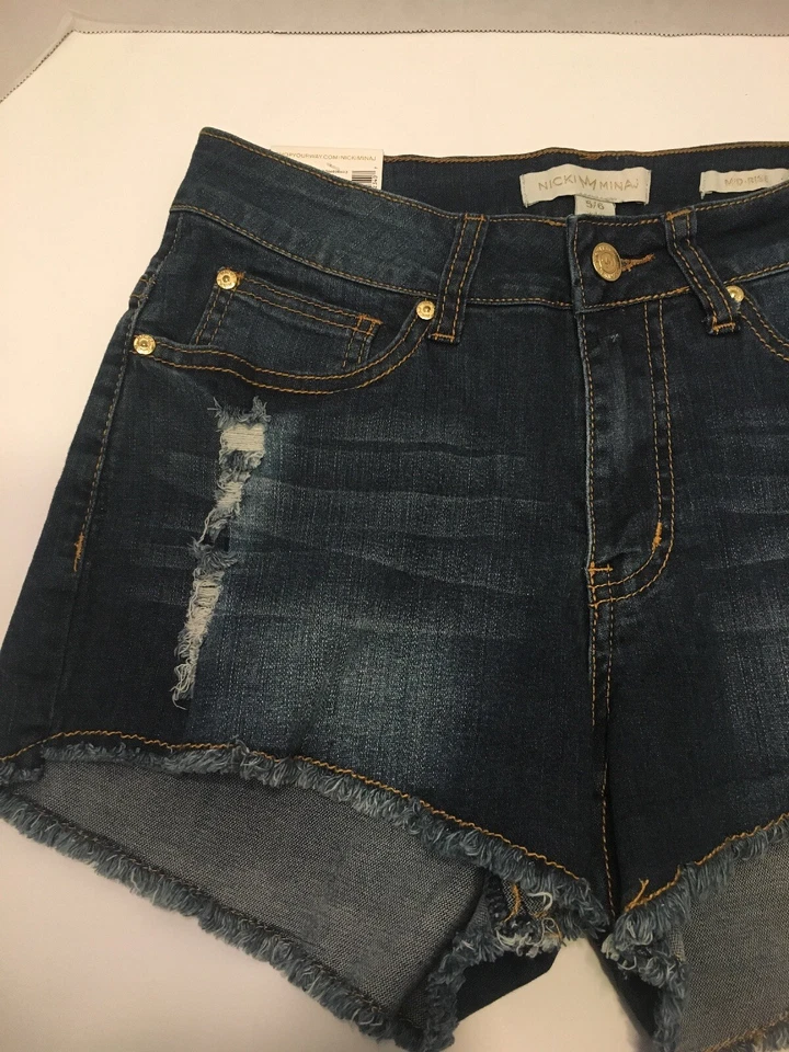 Nicki Minaj Mid Rise Denim Shorts Frayed Cut Off Size 5/6 New - Image 2 of 4