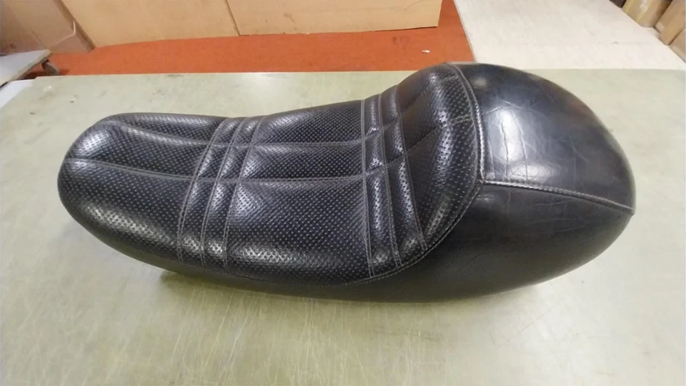 Seat Café Racer Mad Max De Colección Acanalado Kawasaki KZ900 KZ 1000 LTD Bisagras Foto 4 de 4