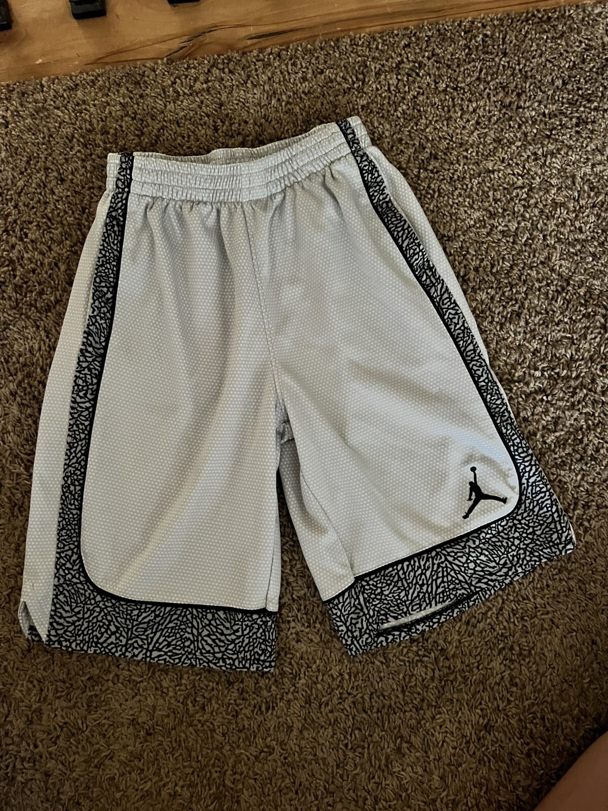 Picture 4 of 5