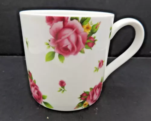 Royal Albert New Country Roses Mug Vintage England