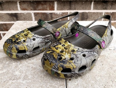 crocs shayna mary jane sandals ladies