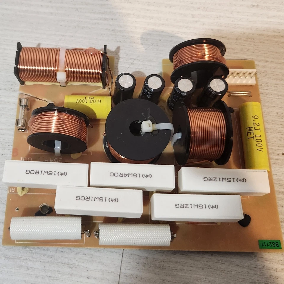 (2) Damaged Original JBL Professional 361414-001 Control 29AV-1 Crossover - Image 4 of 4