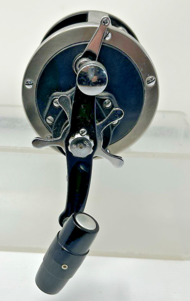 Penn 330 GTI Saltwater Graphite High Speed 3.6:1 Fishing Ree