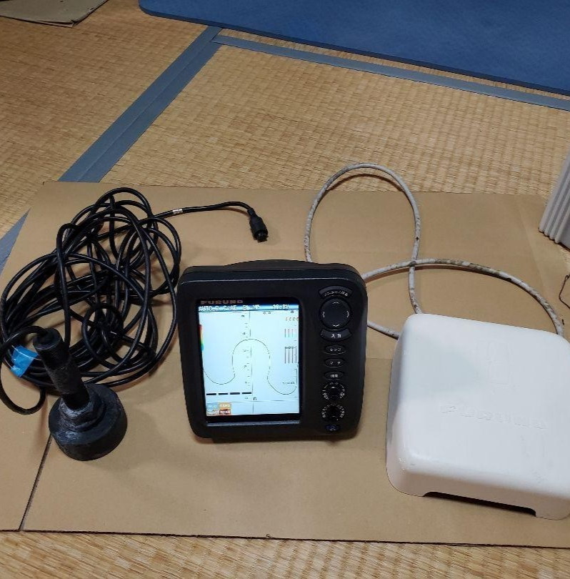 Furuno FCV627 Fish Finder Echo Sounder Used Tested with Transducer