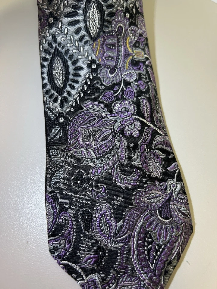 Corbata de seda Robert Talbot Carmel siete pliegues Inglaterra 2018 coleccionar 62x3 púrpura plateado Foto 2 de 4