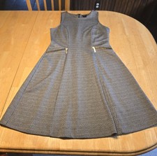 Ann Taylor Women Sleeveless Flare Plaid & Check Dress Stretch Size 10 Black