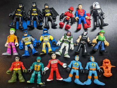 Imaginext - Lot of 17 - Action Figures - Fisher-Price Toys Good Variety 2000s