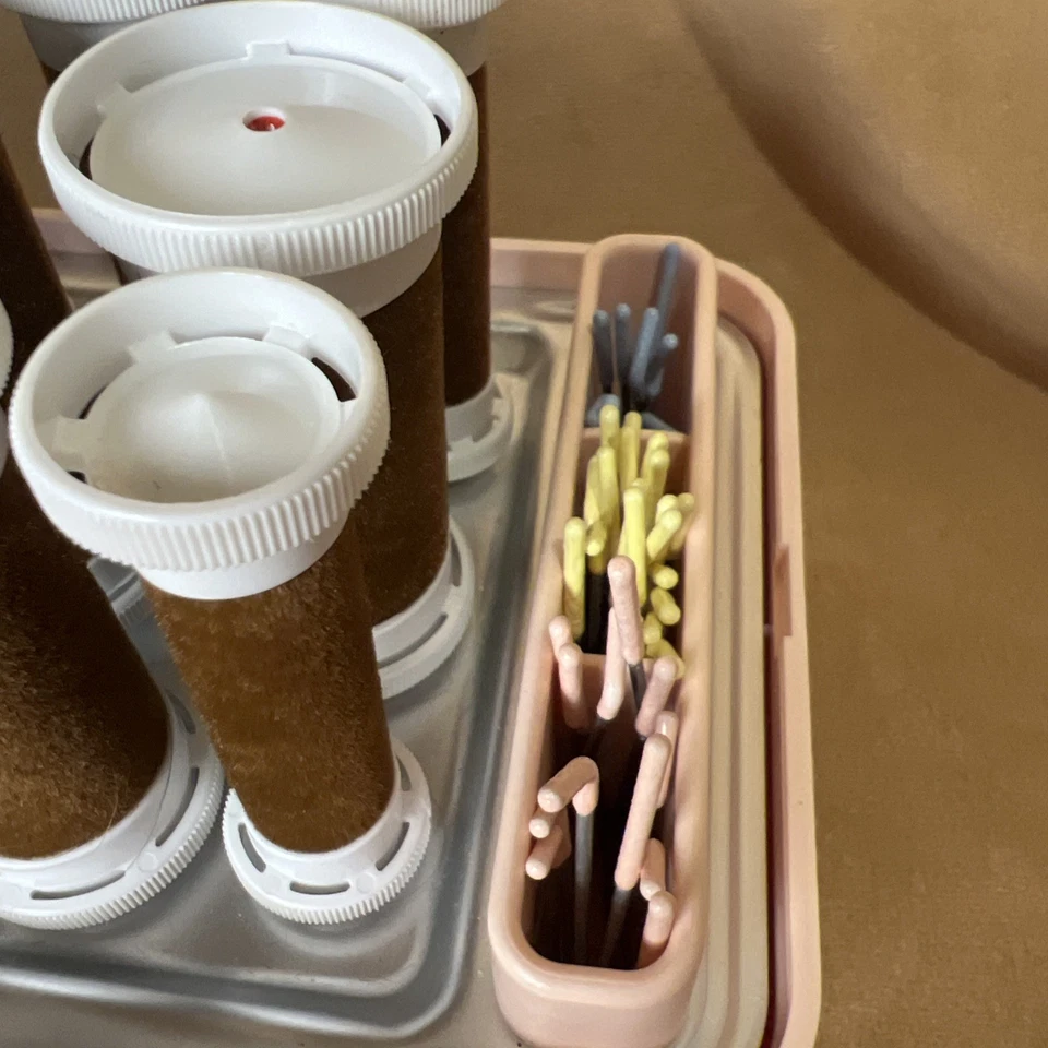 Rizadores de pelo de terciopelo con rodillos calientes flocados Remington modelo KF-20-1 - 20 clips Foto 4 de 4