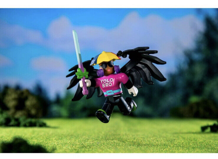 Roblox Avatar Tienda Rainbow Robloxian Raver Figura de acción – Juguetería  Cachipún