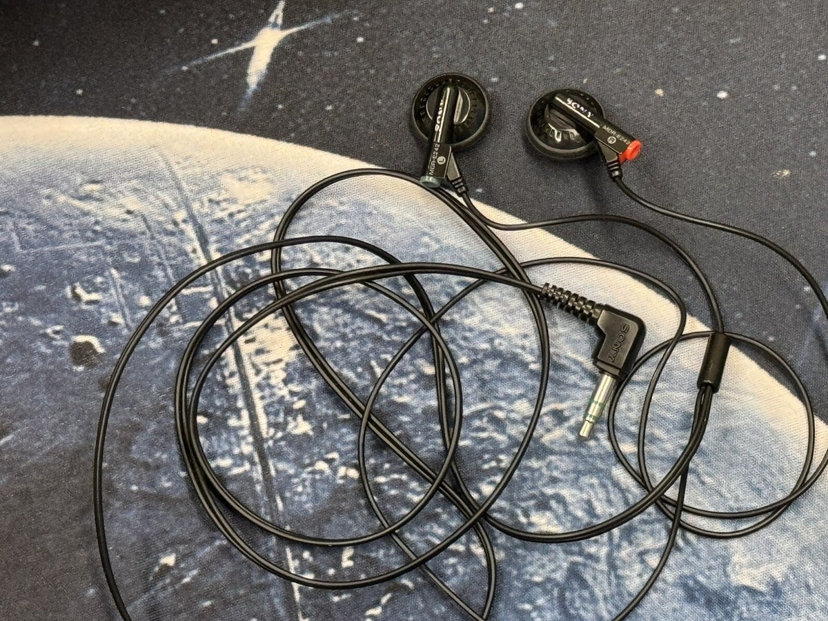 SONY MDR-E242 ソニー 3.5mmステレオイヤホン 希少 Vintage Sony MDR-E242 Headphones Earbuds Japan | eBay