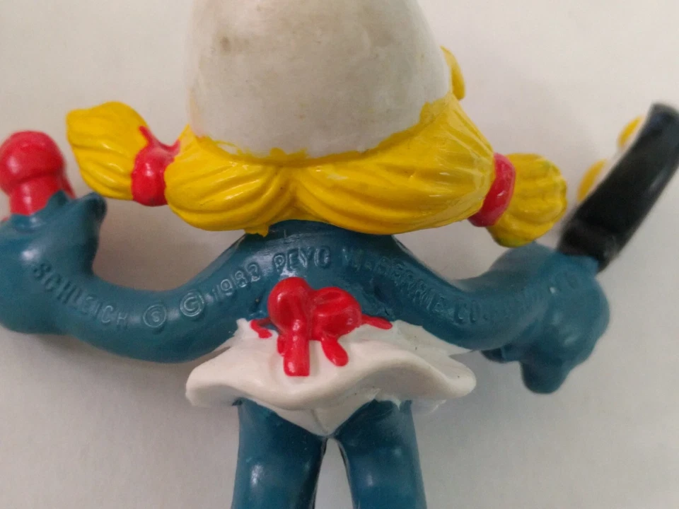 Estatuilla de PVC pitufo vintage Schleich RARA 4.0238 horno de cocina pitufina con Alemania Foto 3 de 4