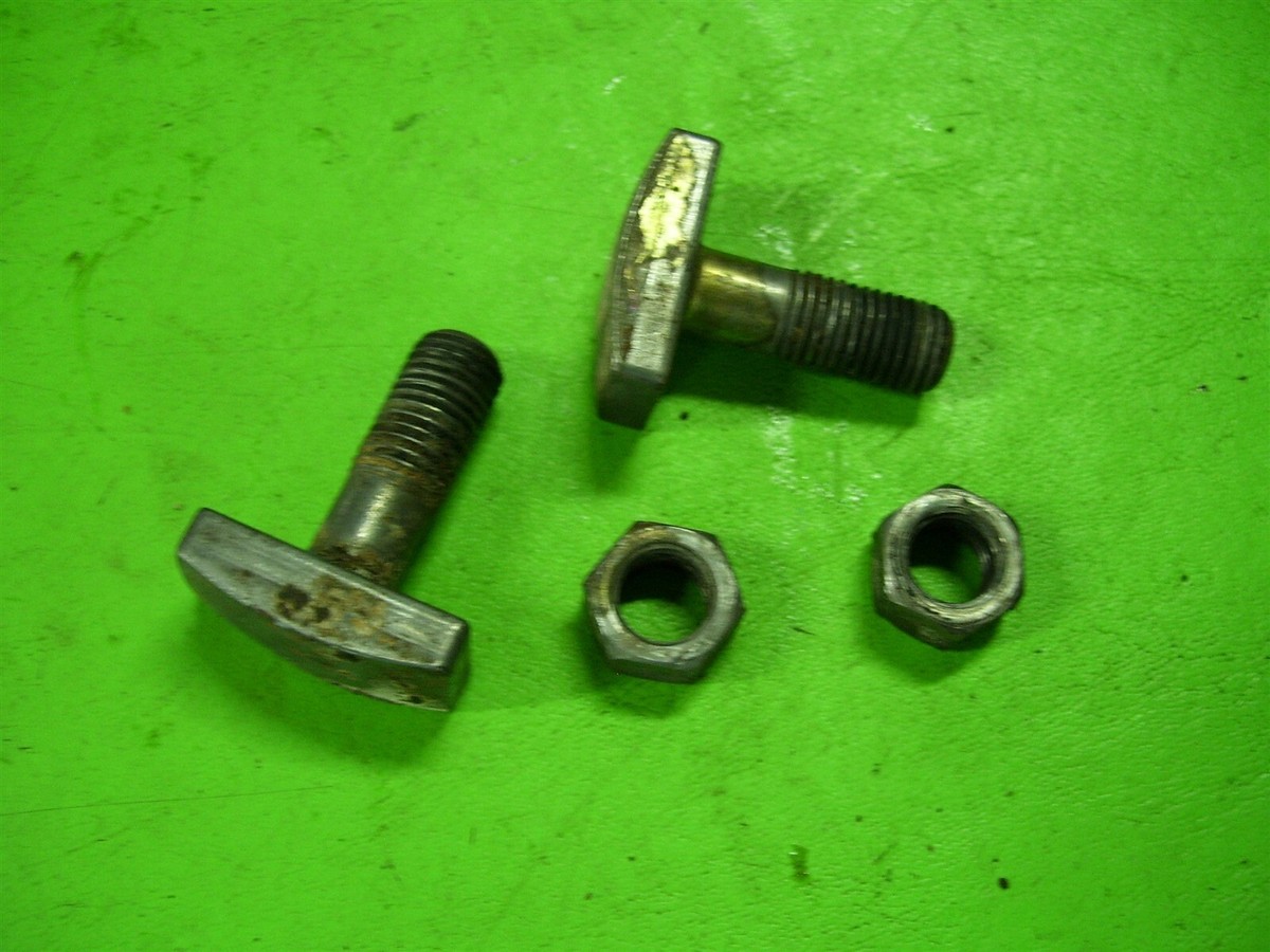 85 Nissan 300ZX Z31 E4N71B Automatic Transmission Tail housing