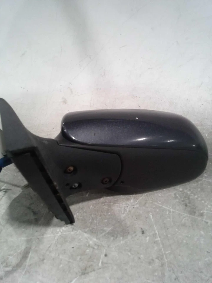 2009 Toyota Yaris Left Door Mirror Assembly 264917, Used, 203K Miles Foto 2 de 4