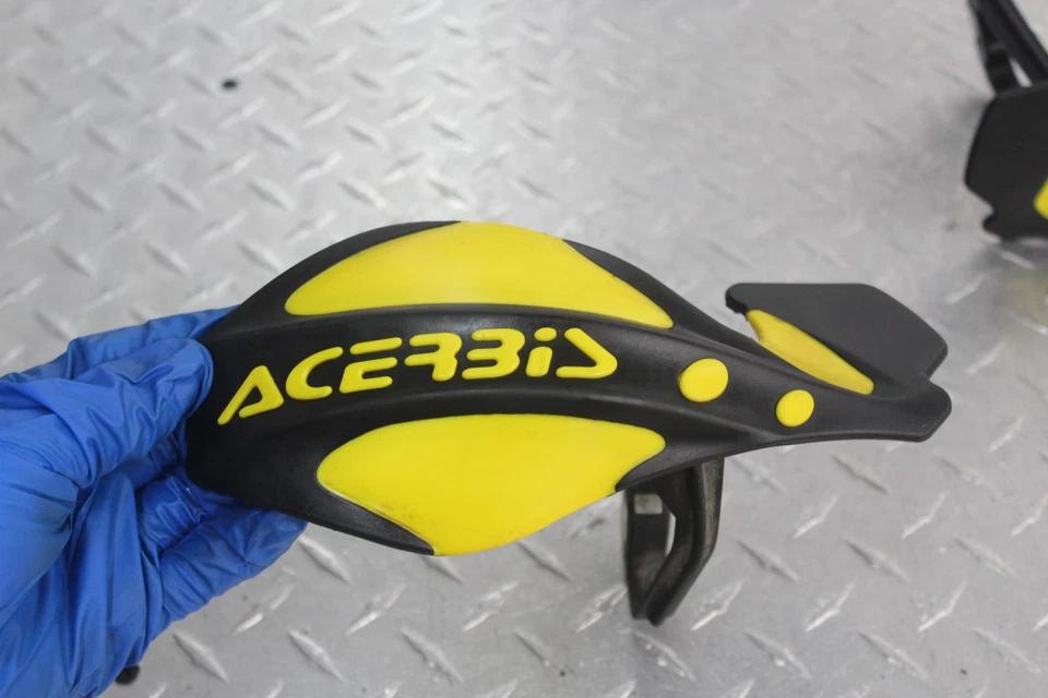 Yamaha YZ250F 2001 manillar con clip derecho guardabarros Acerbis Foto 4 de 4