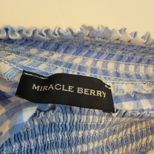 Miracle Berry Women's M Blue & White Gingham Smocked Seersucker Sundress - EUC - Picture 5 of 10