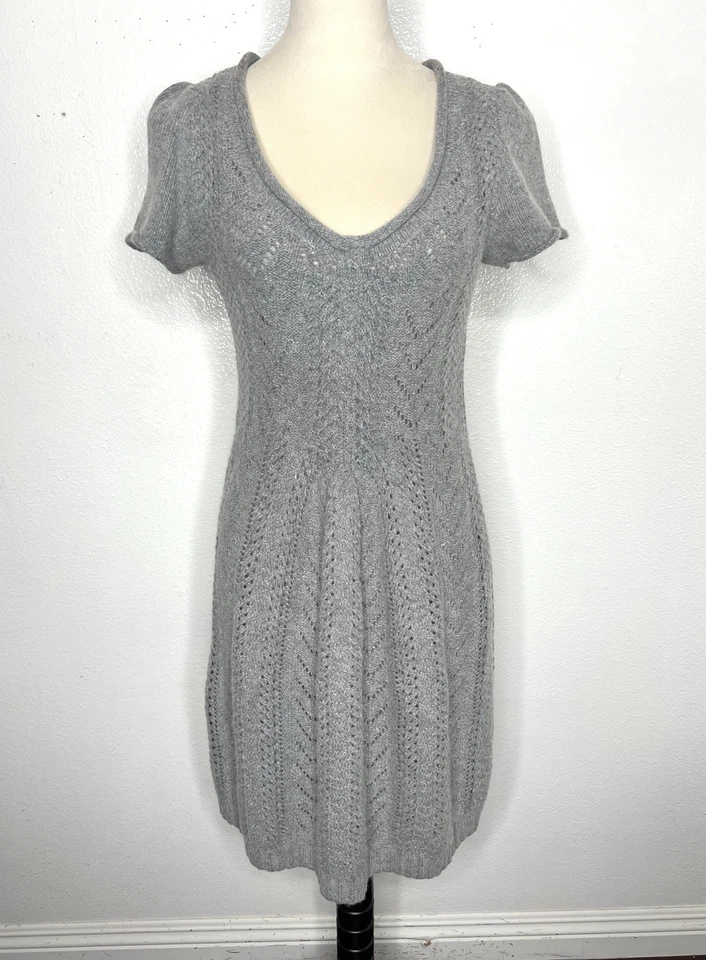 ANTHROPOLOGIE Vestido Suéter Gris Nieve Dormir Manga Corta Talla Mediana Foto 2 de 4