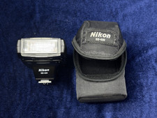 Nikon Speedlight SB-400 Working