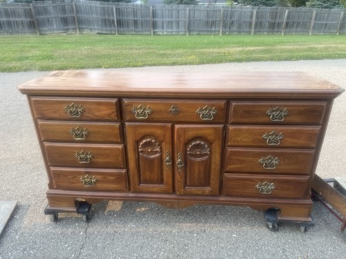 5pc Brown Medium Wood Bedroom Set Bed Dresser Mirror Armoire Nightstand