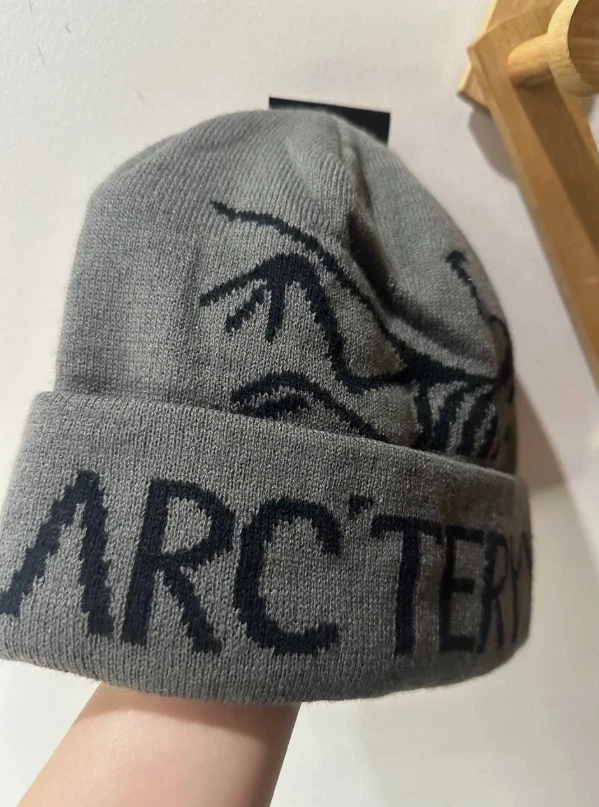 25+ Arc'teryx Gray Accessories for Men for sale | Updated Oct 2026