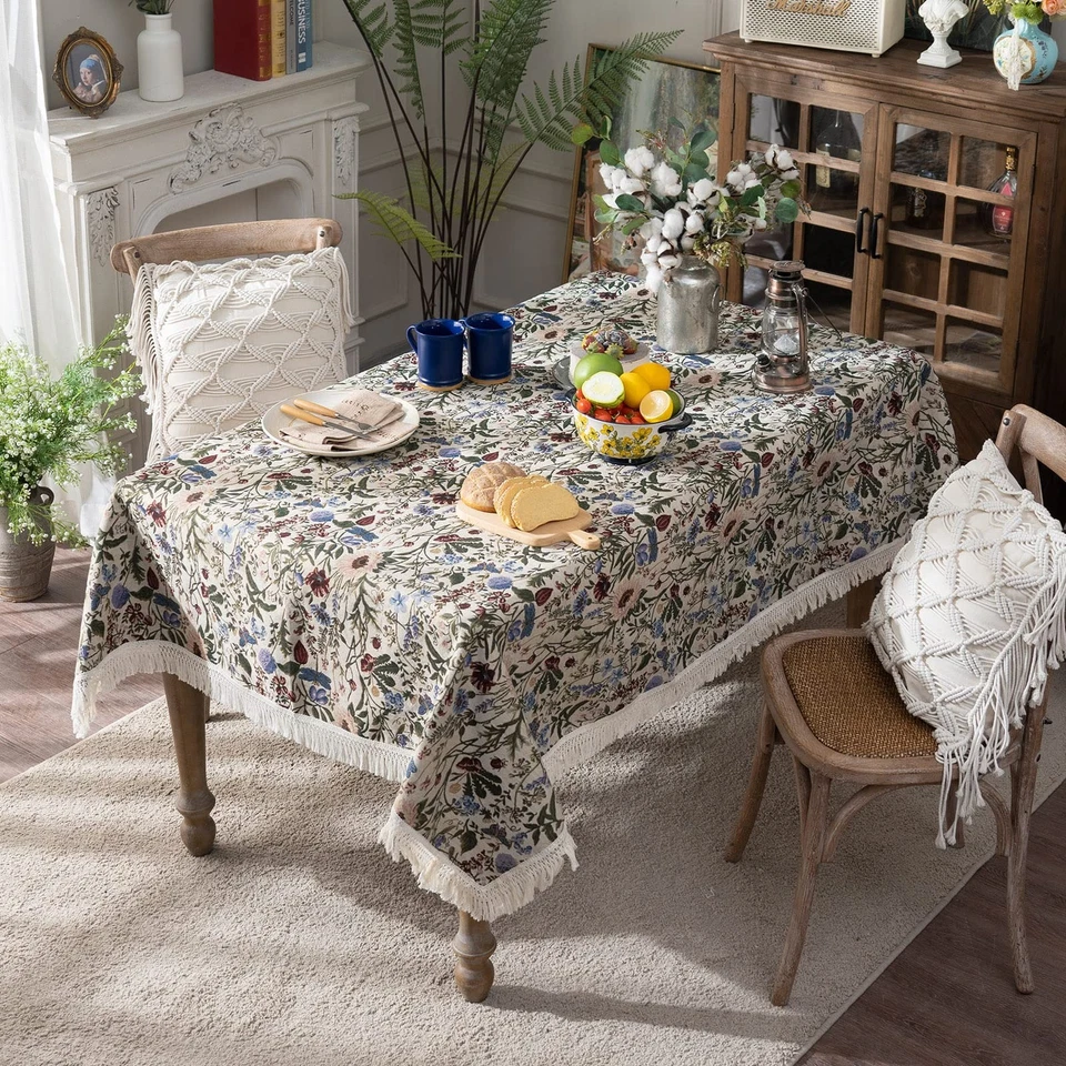 French Floral Tablecloth Hand-Made Cotton Fabric with Lace Vintage Berry Gard... - Image 2 of 4