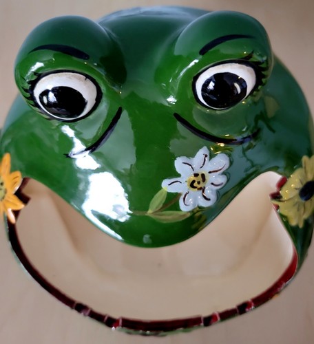 Ceramic Frog Big Mouth Ashtray Dish Vintage Green 6x8" Handpainted Flowers - Picture 10 of 24