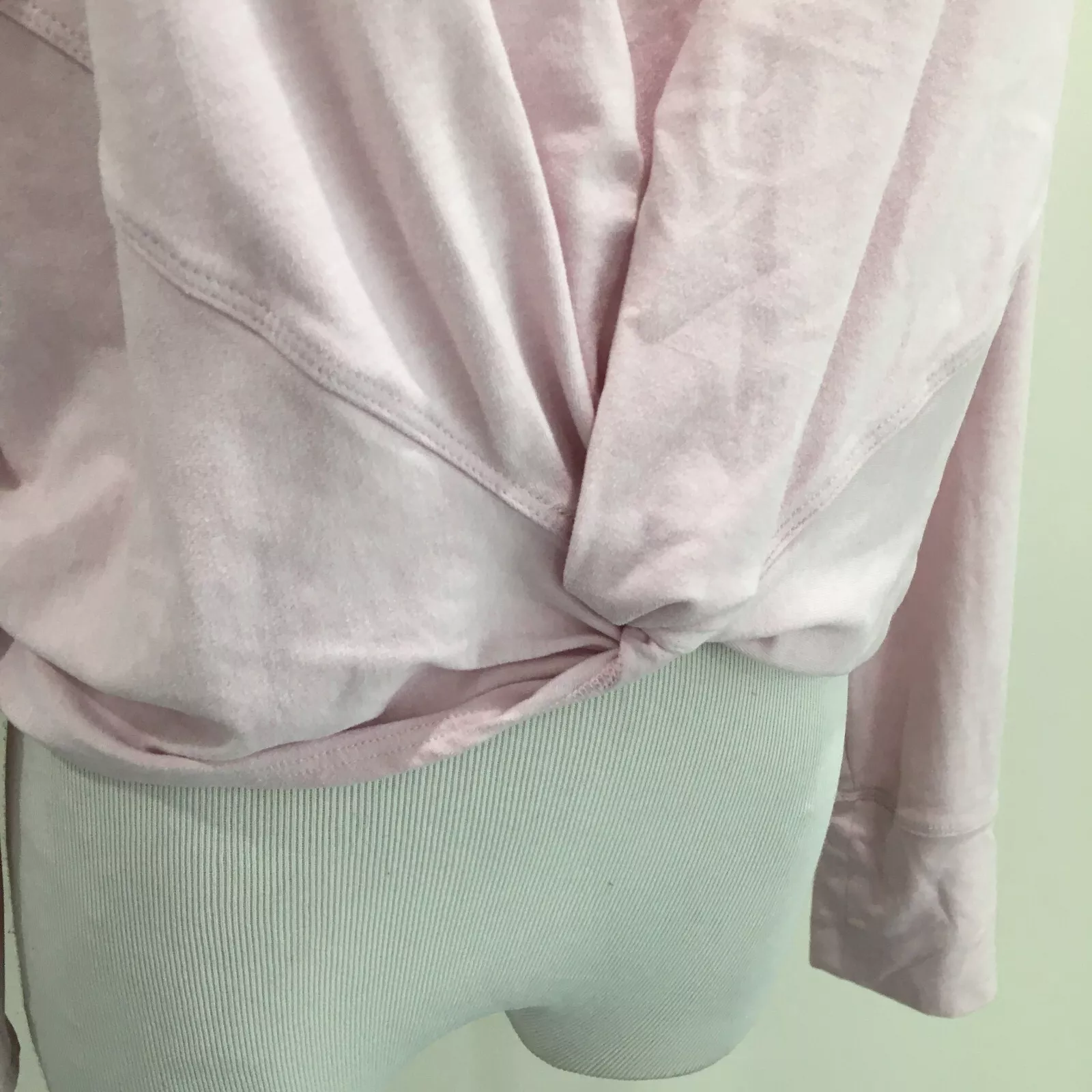 yogalicious knot front hem long sleeve shirt