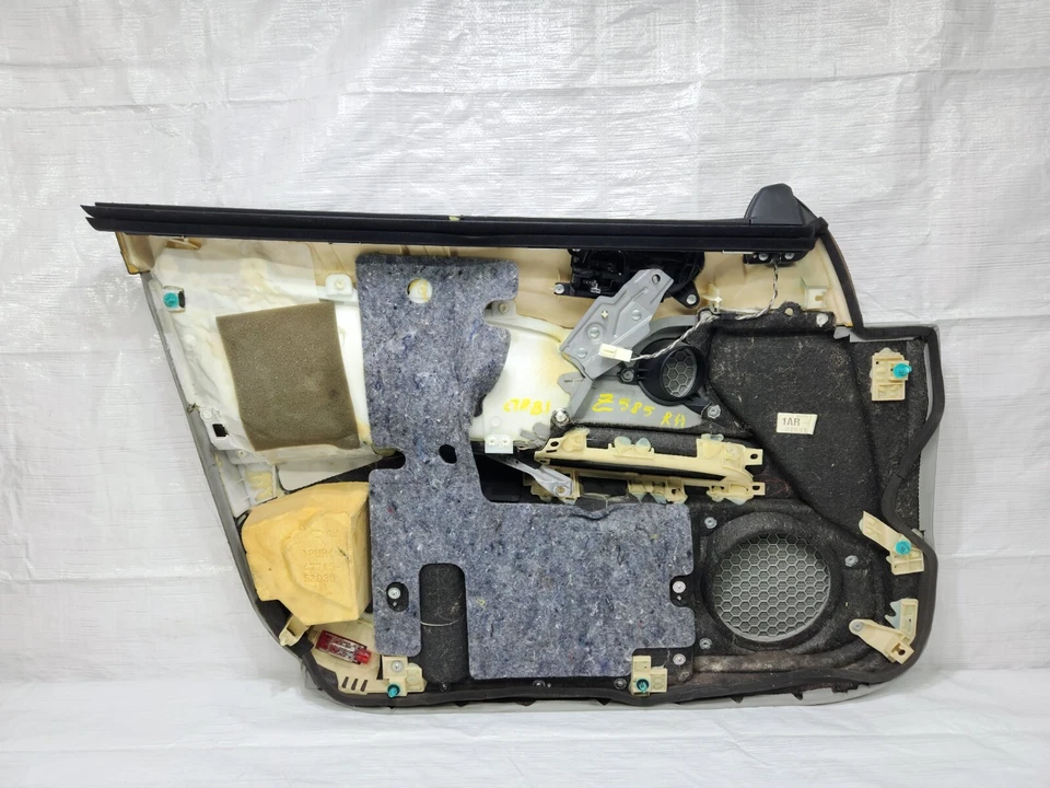 2006 2007 2008 Lexus IS250 Door Trim Panel Front Right Passenger 67610-53340-B2 - Изображение 4 из 4