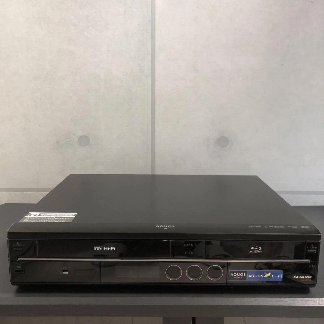 SHARP AQUOS BD-HDV22 HDD 250GB VHS Blu-Ray Recorder DVD F/S from JAPAN USED