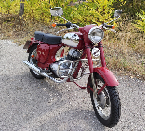 Jawa 250 Type 353 Kyvacka-Panelka Crash Bars - Bild 11 von 17