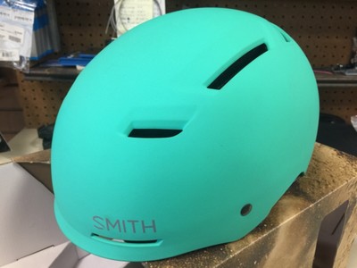 smith axle helmet