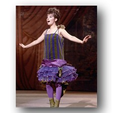 Barbra Streisand Photo 8x10 Funny Girl 1968 Fanny Brice Singing Performer