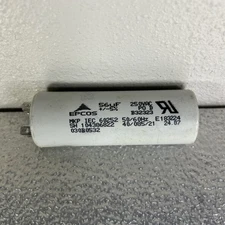 EPCOS B32323 film capacitor 56µF tolerance of +/- 5%. 250 VAC. 50/60Hz