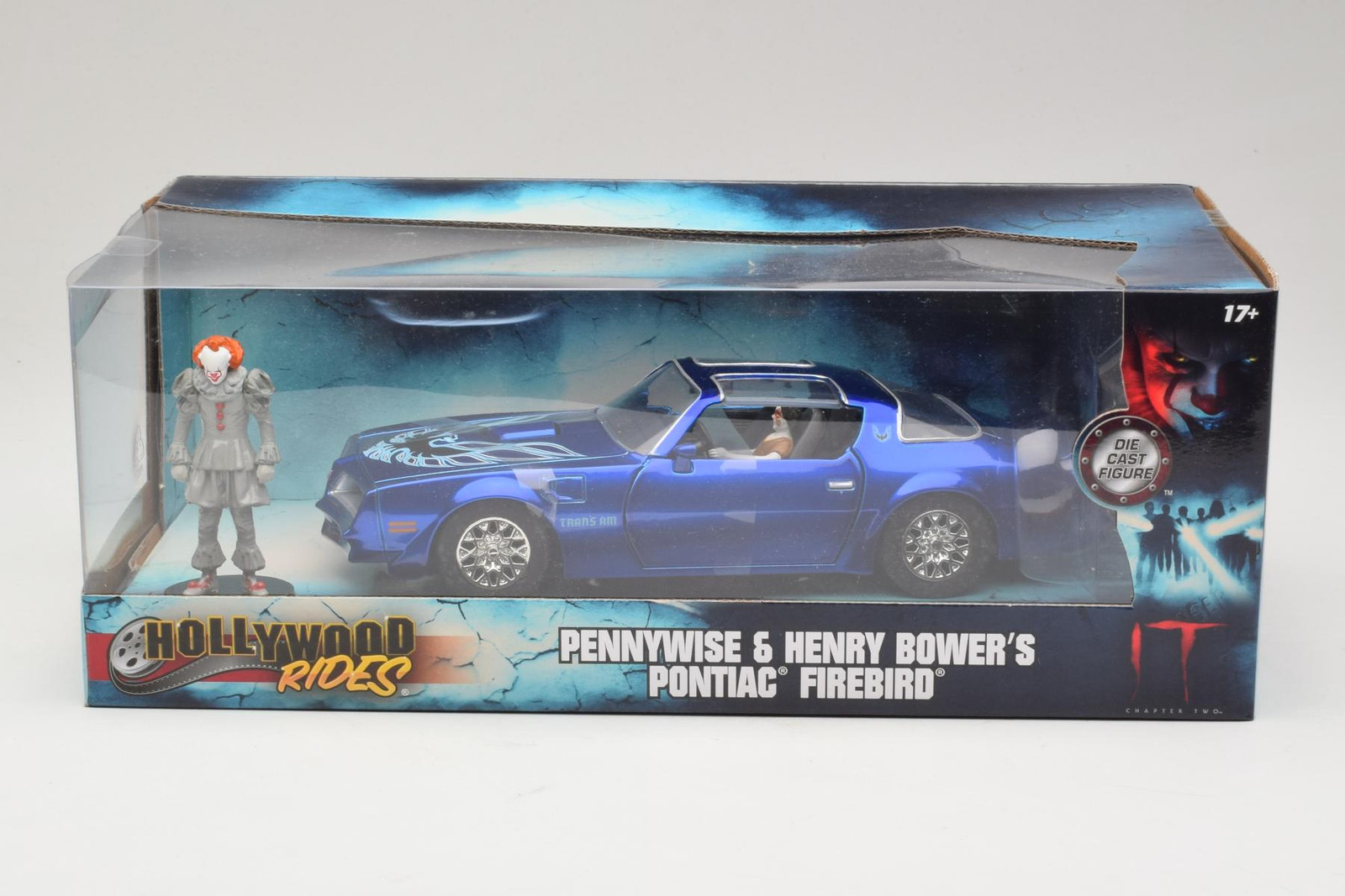 31118 Pontiac Firebird Pennywise with Figure Jada 1/24