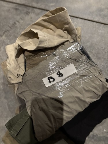 Eddie Bauer, Columbia, Levis, Abercrombie großes Paket Posten große Menge Damenshorts - Bild 7 von 7