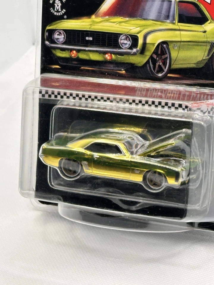 Chevrolet Camaro SS SSPECTRAFLAME ANTICONGELANTE RLC 12832/30000 HOT WHEELS RLC '69 Foto 2 de 4