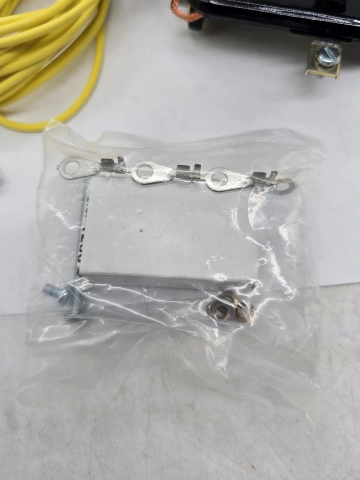 Voltage Regulator 6 Volt System BWD R195 - Image 3 of 4