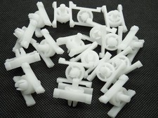 20 Stück Zierleisten Klammern Befestigung Clips für BMW E21 E30 E12 51131829904