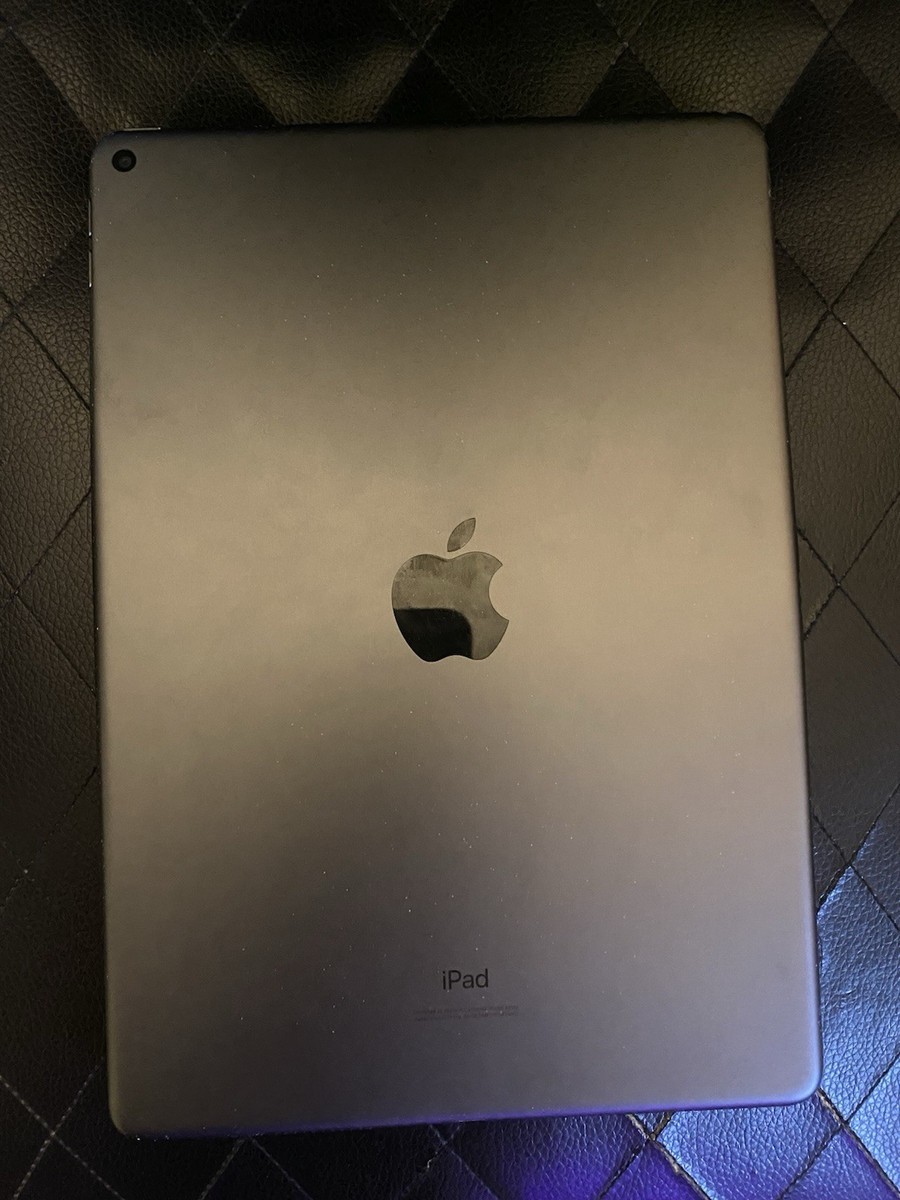 Apple iPad Air (3rd Generation) 64GB, Wi-Fi, 10.5in - Space Grey