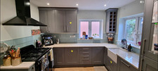 Howden Grey L-Shape Kitchen Units Set with  White/Beige Quartz Worktop