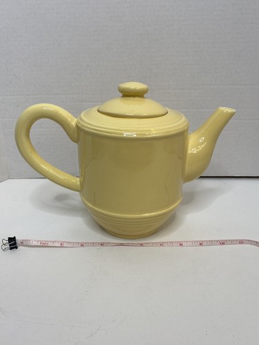Vintage Cracker Barrel Tea Pot With Lid 1998 Yellow Ceramic Country Kitchen 48oz - Picture 2 of 9