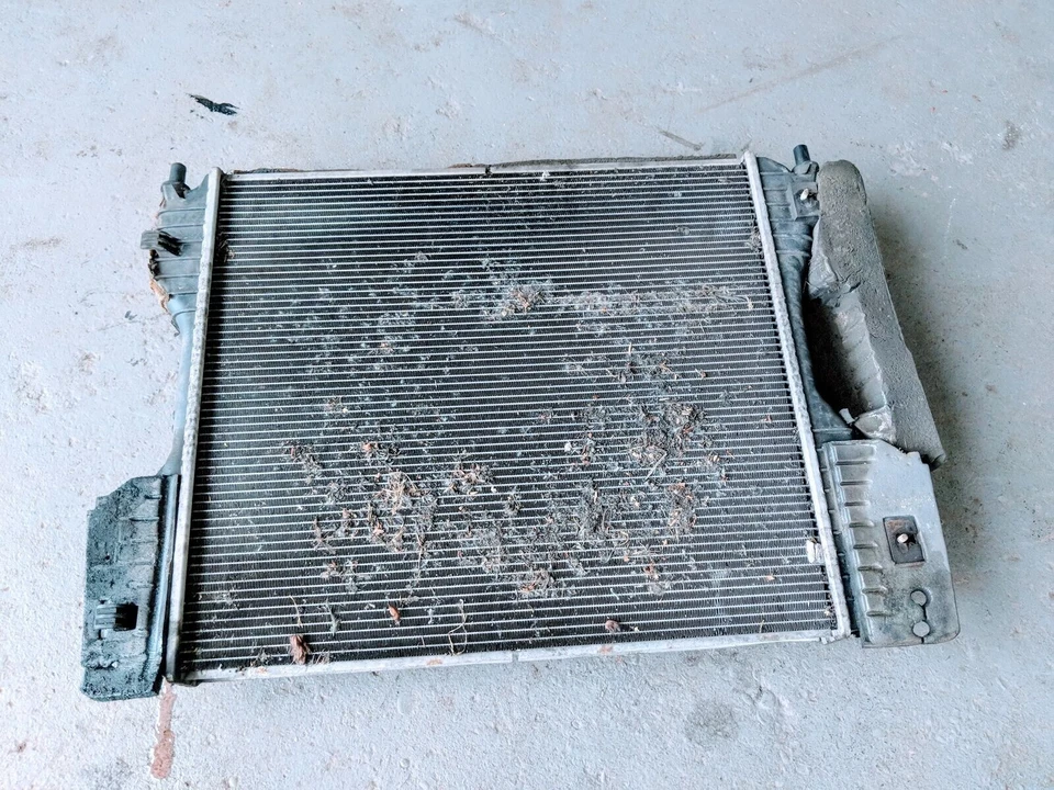 JAGUAR XF 2009 ENGINE COOLING WATER RADIATOR KUHLER - Image 2 of 2